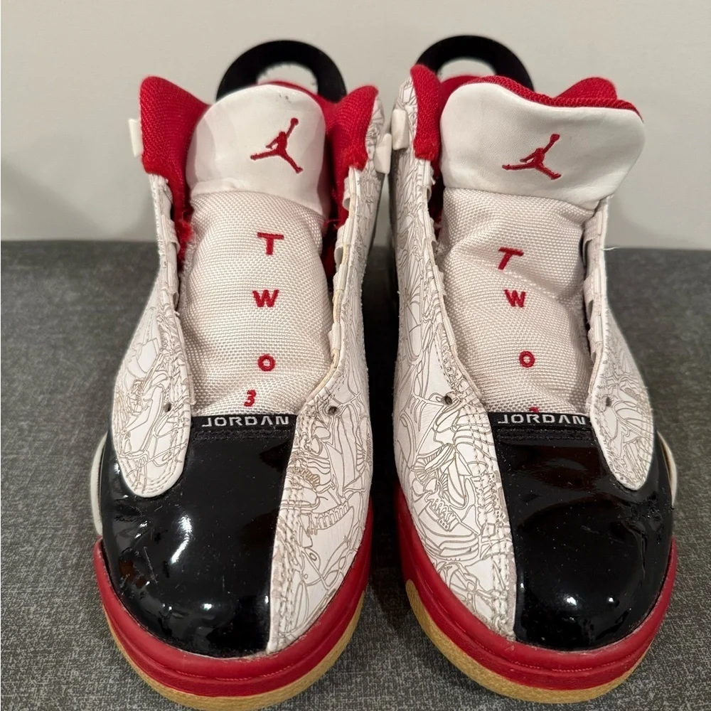 Jordan TWO 3 Dynamic Red-white Sneakers/size 7.5